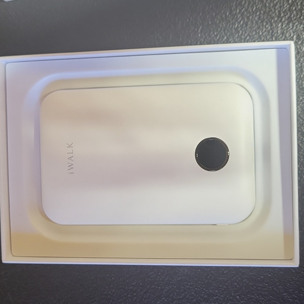 MAG-X White Power Bank for Cell Phones - Picture 2 of 3